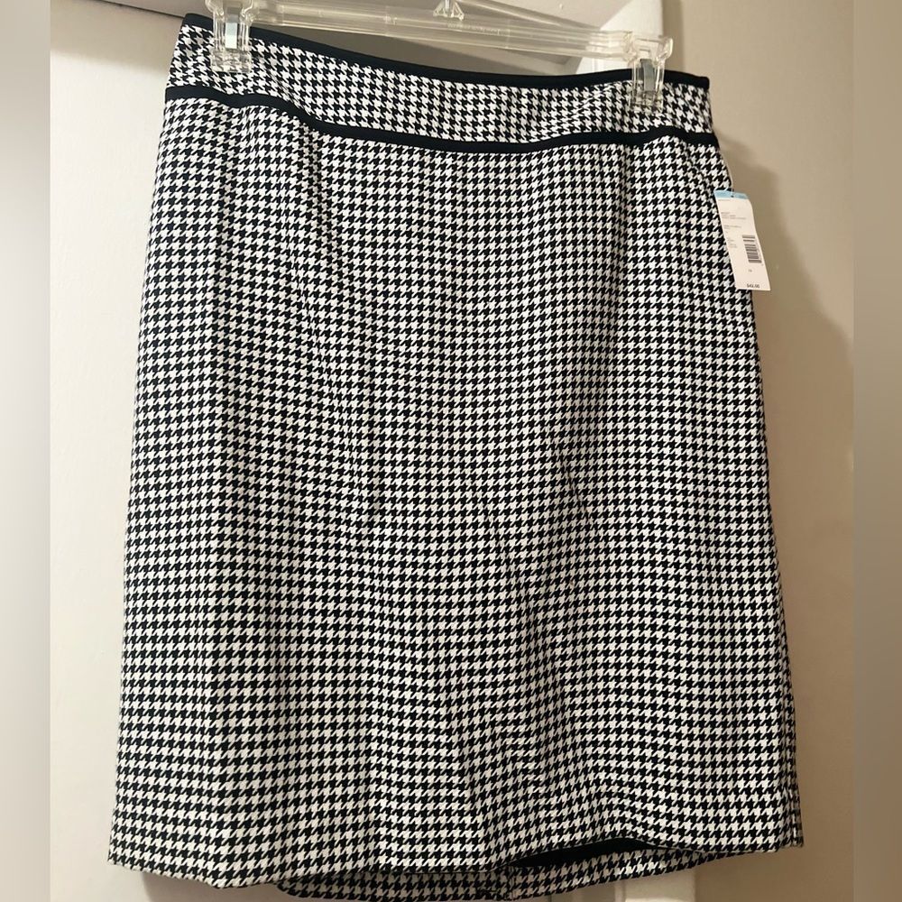 Pencil skirt